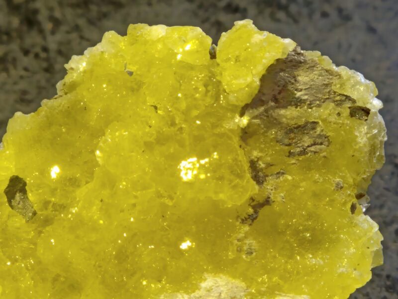 Brucite jaune Pakistan