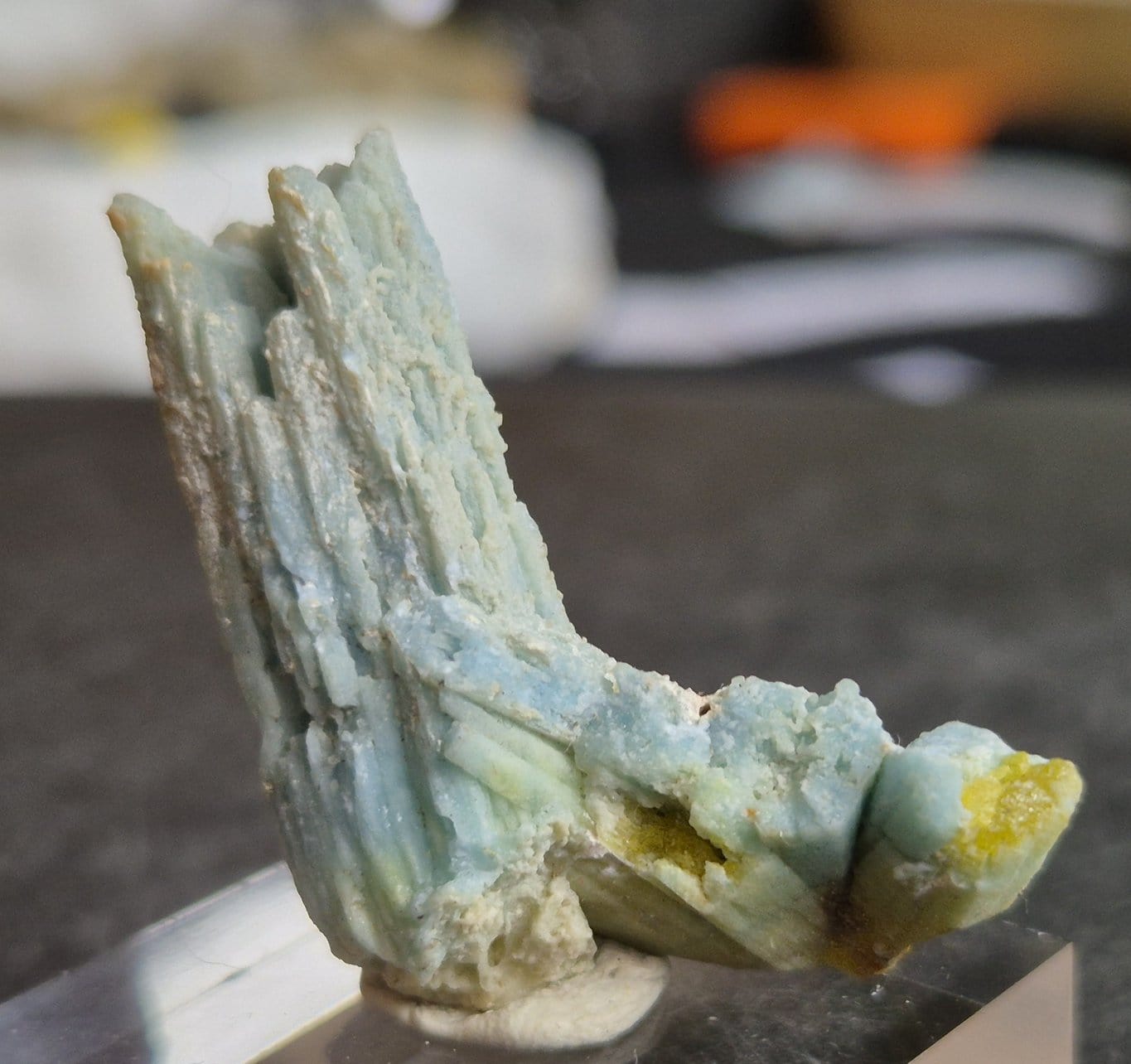 Plumbogummite hexagonale