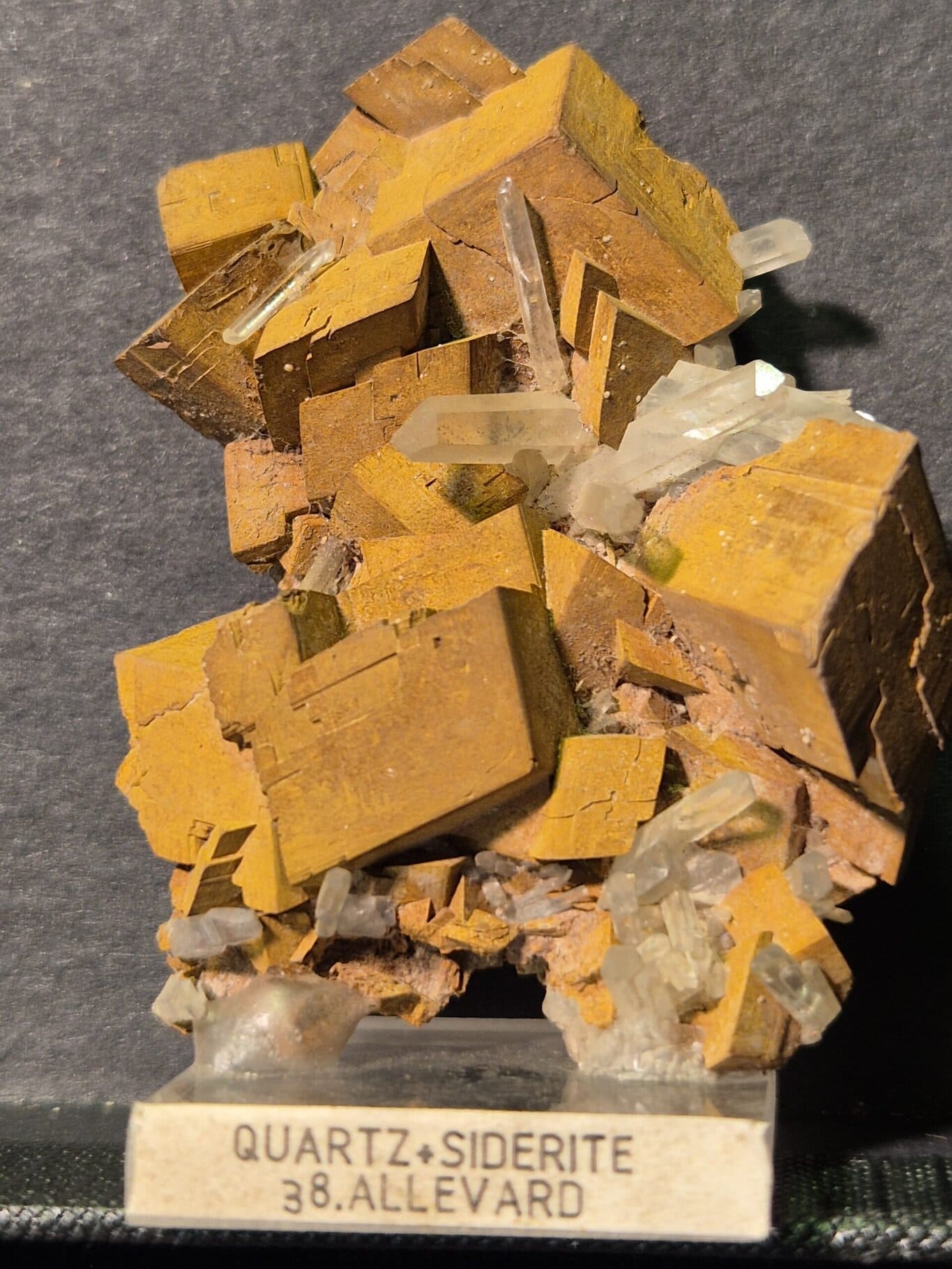 Sidérite et Quartz Allevard