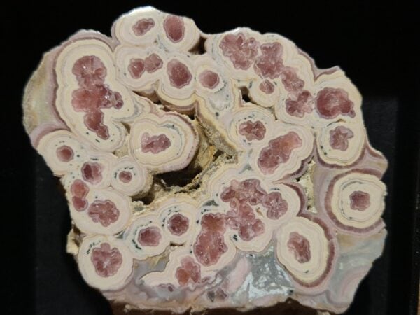 Rhodochrosite plaque polie