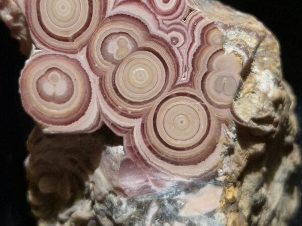 Rhodochrosite polie