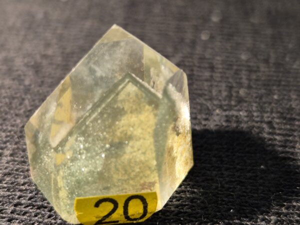 Quartz chloriteux fantôme