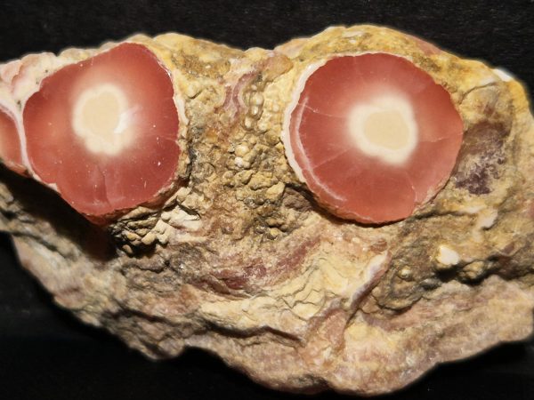 Rhodochrosite deux yeux polis
