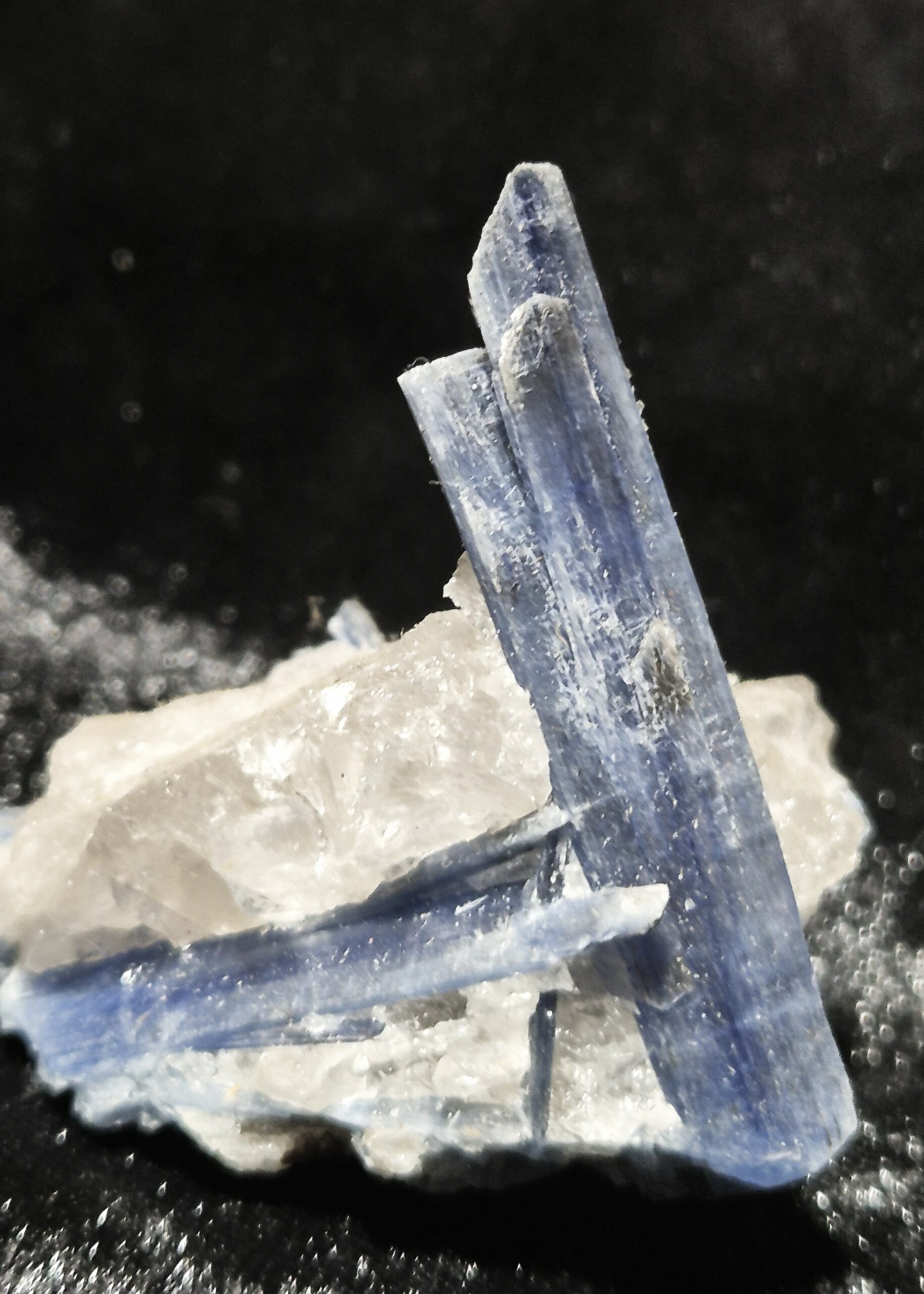 Cyanite bleue