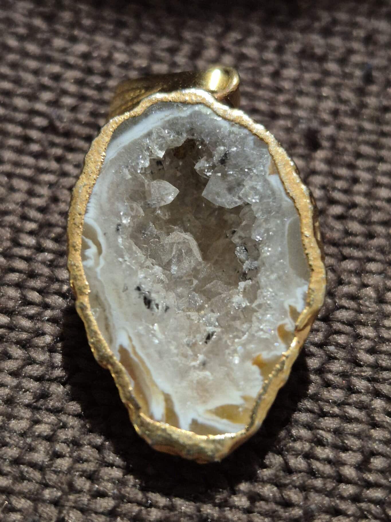 Agate géodinhos doré