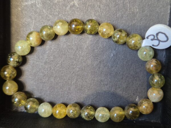 Bracelet Grenat vert 7mm