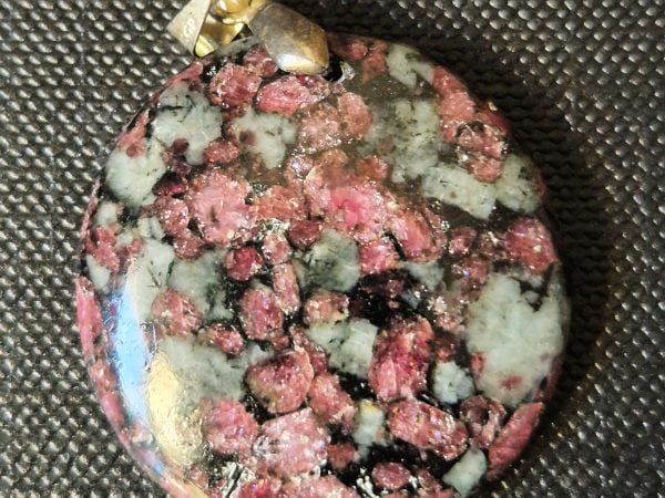 Eudialyte ronde
