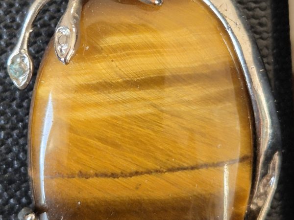 Oeil de tigre oval griffe