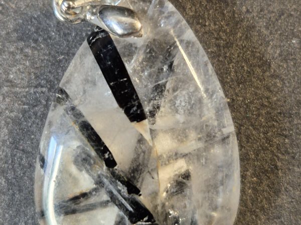 Quartz Tourmaliné pendentif goutte