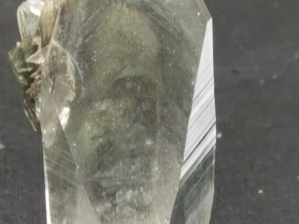 Quartz Fumé Chloriteux