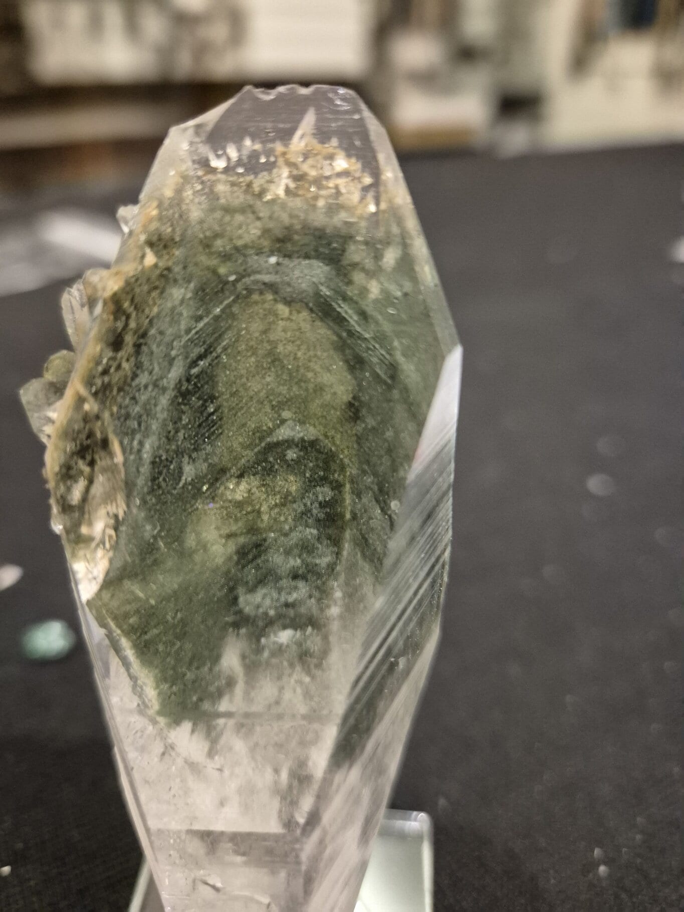 Quartz Fumé Chloriteux
