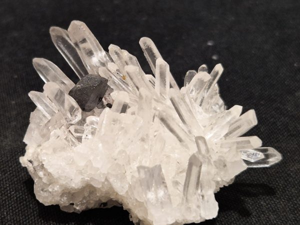 Hubnérite sur quartz