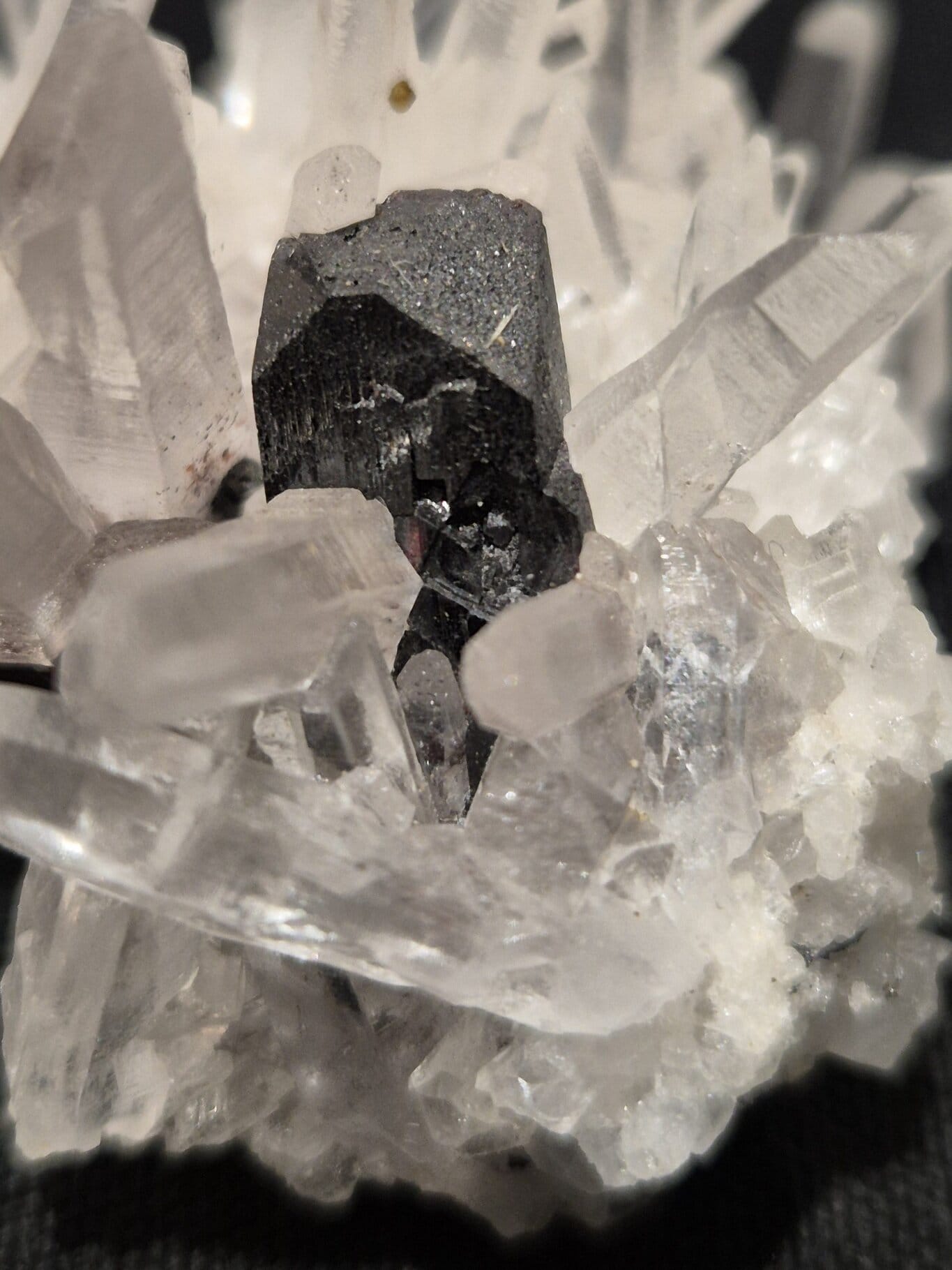 Hubnérite sur quartz