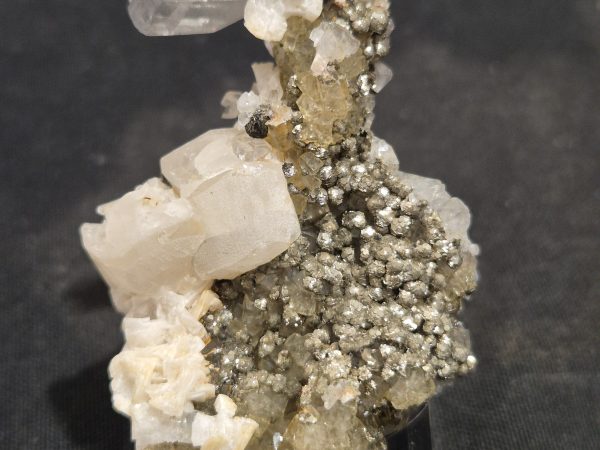 Fluorite Baryte Calcite Pyrite
