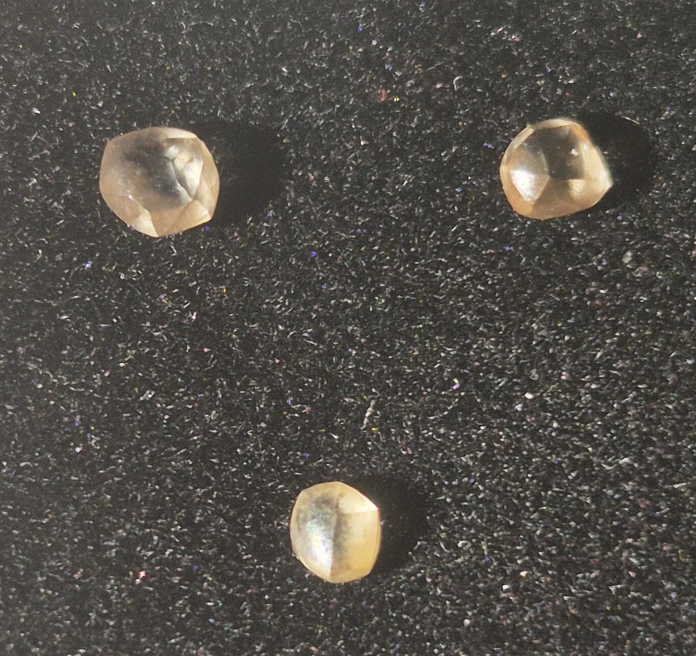 Diamants bruts Cameroun