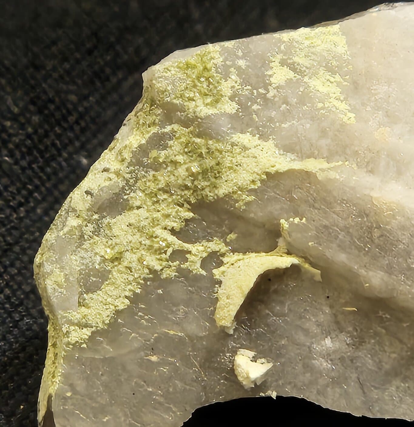 Autunite Nova Satao