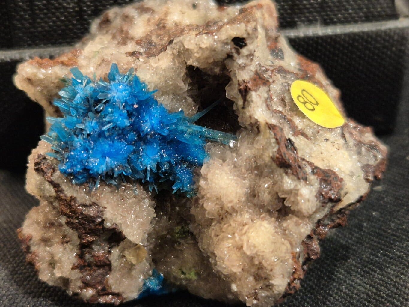 Pentagonite prismatique – Image 2