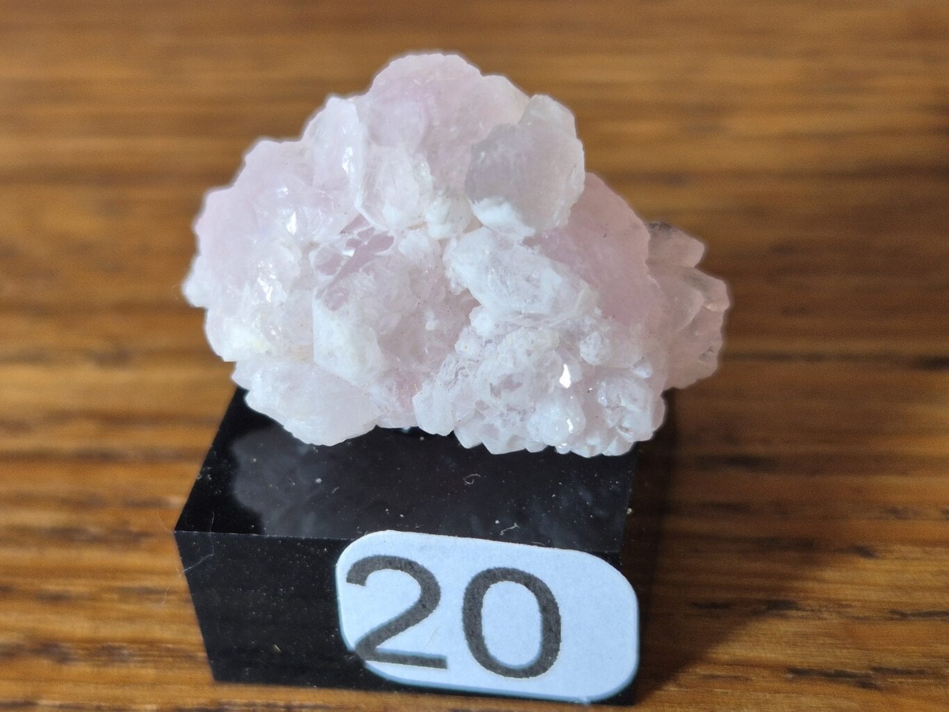 Quartz rose cristallisé n3