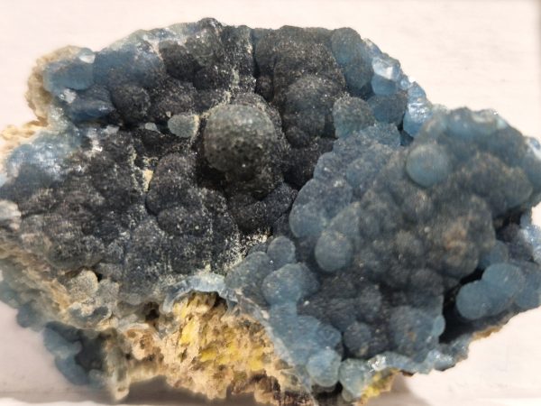 Plumbogummite mammelonnée
