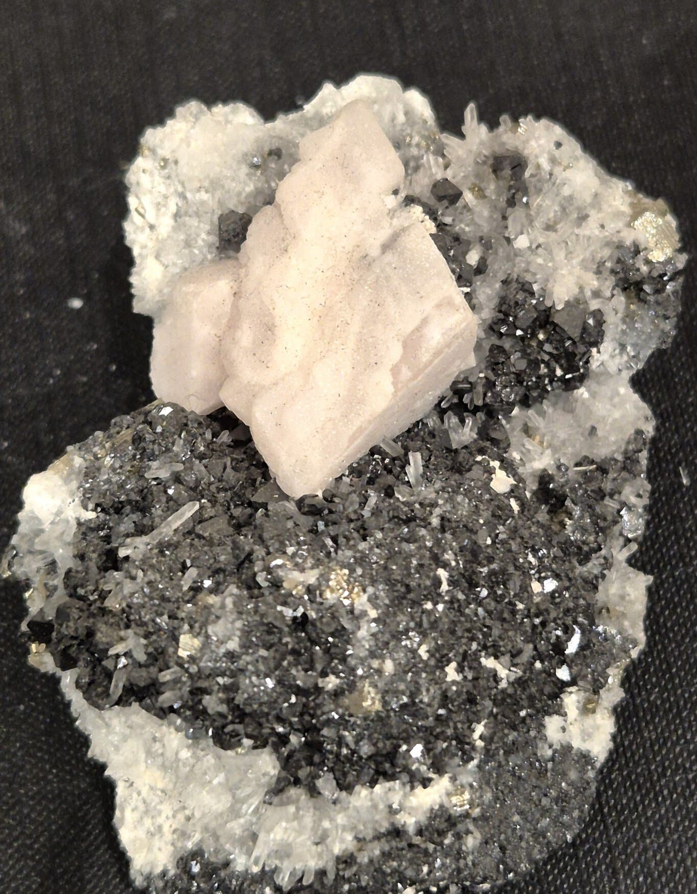 Manganocalcite Sphalérite Quartz