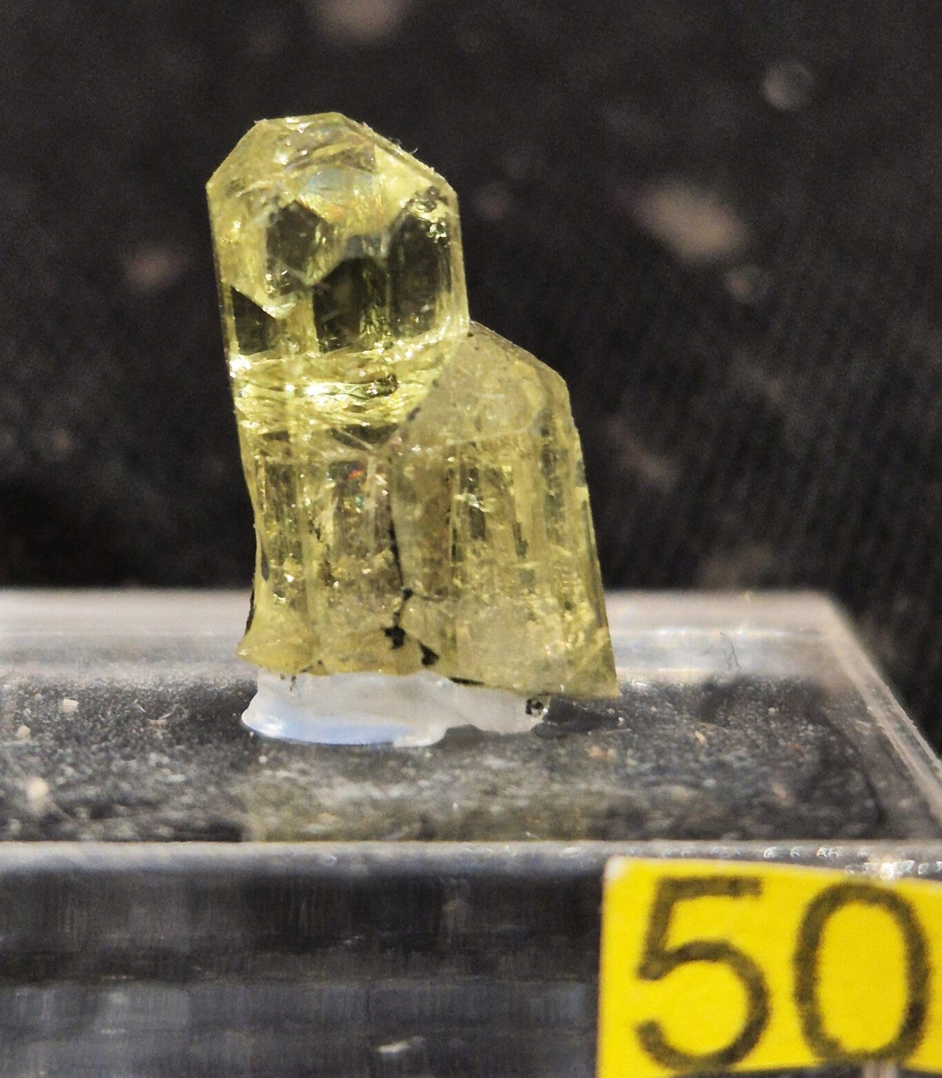 Vésuvianite cristal vert – Image 2