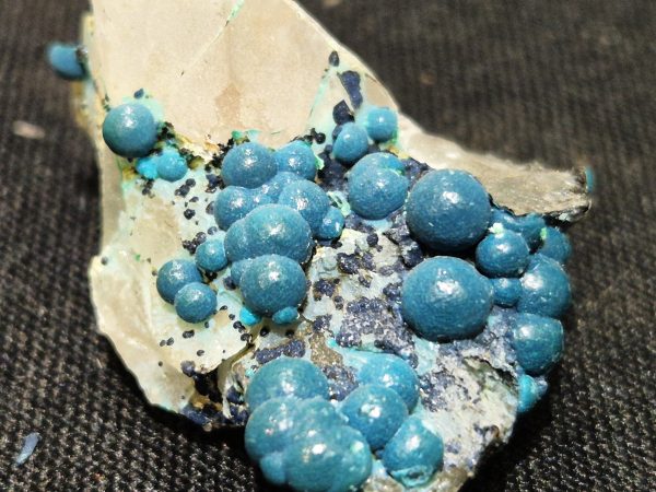 Chrysocolle botryoïdal