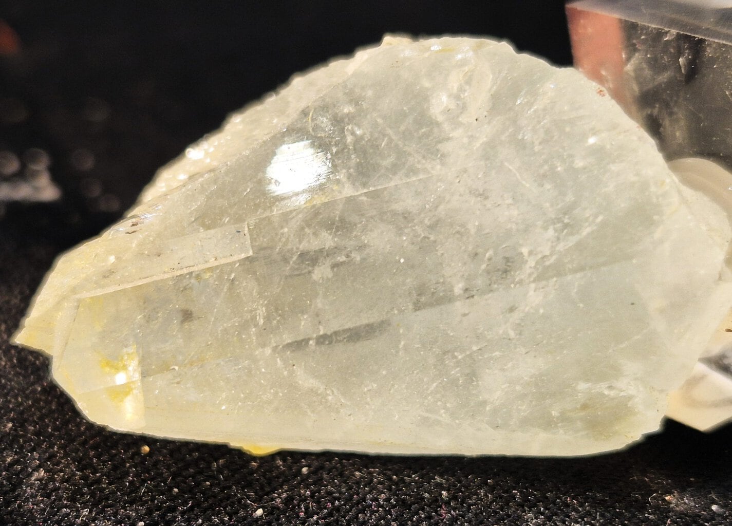 Datolite – Image 2
