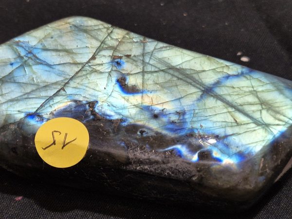 Labradorite polie