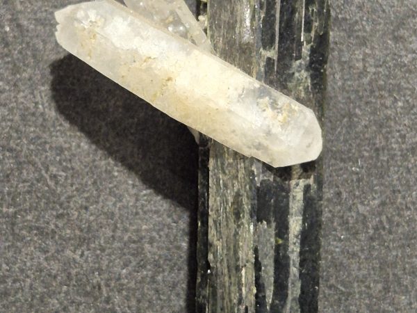 Quartz sur épidote Brésil