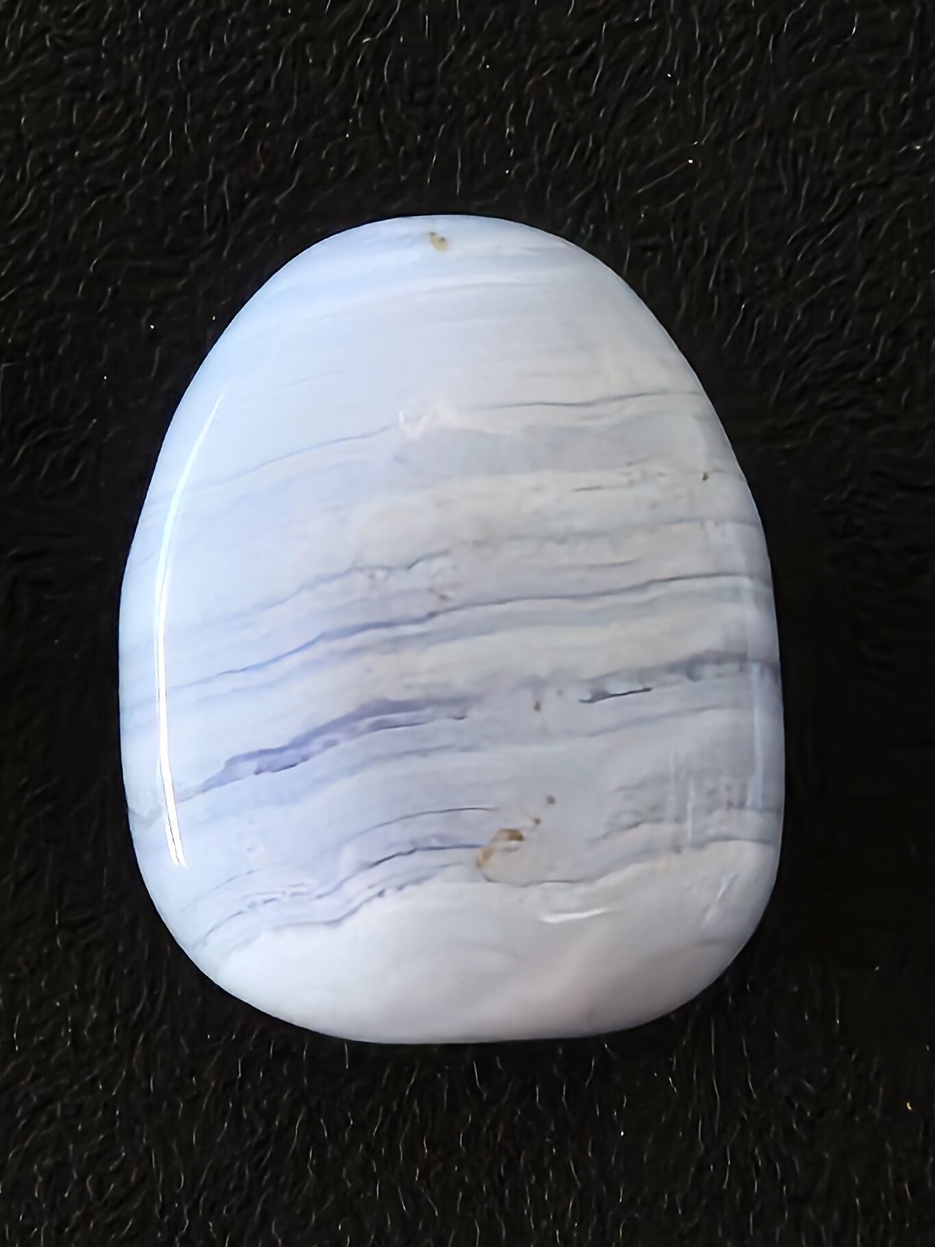 Calcédoine bleue ovale