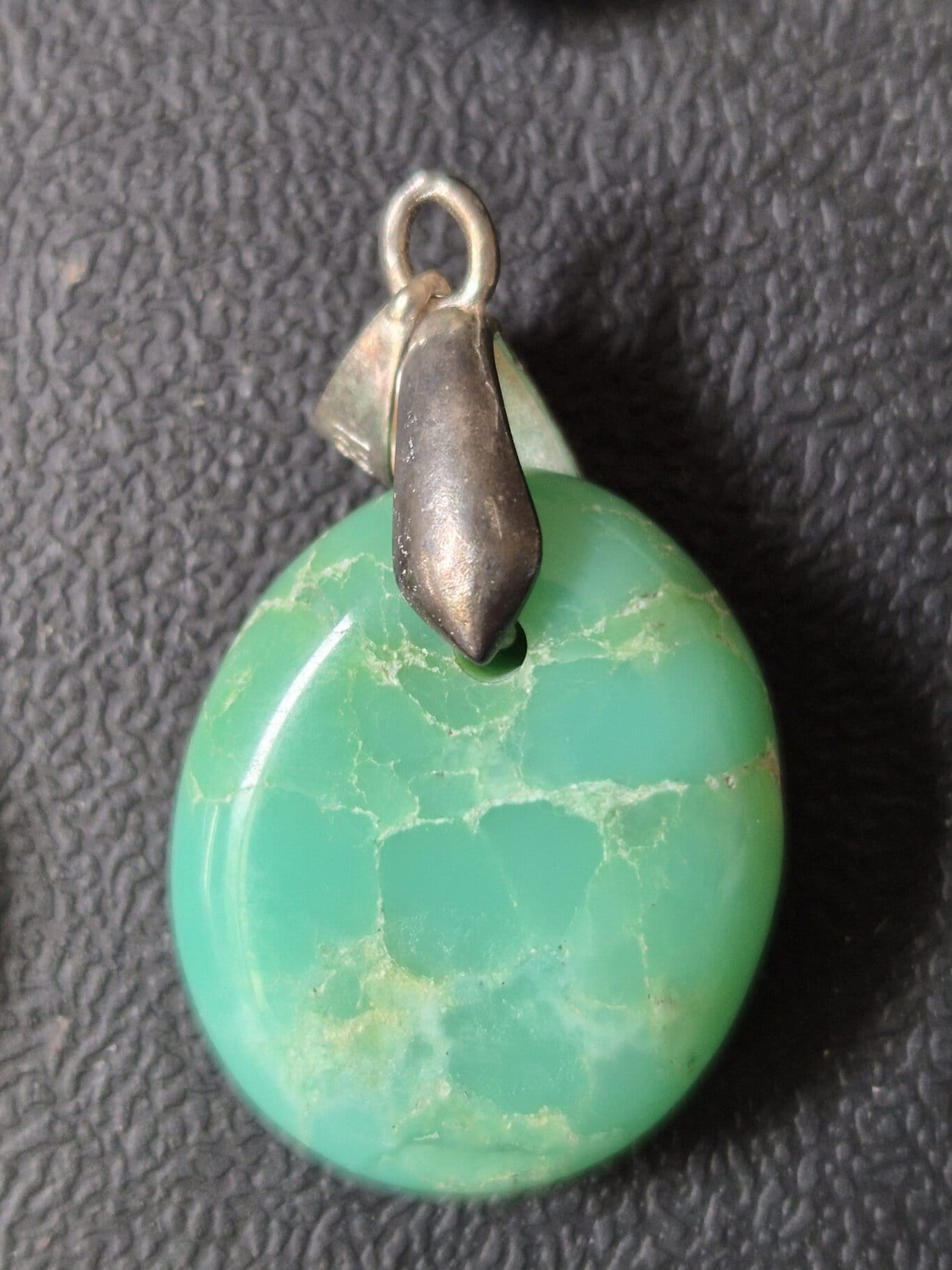 Chrysoprase ovale
