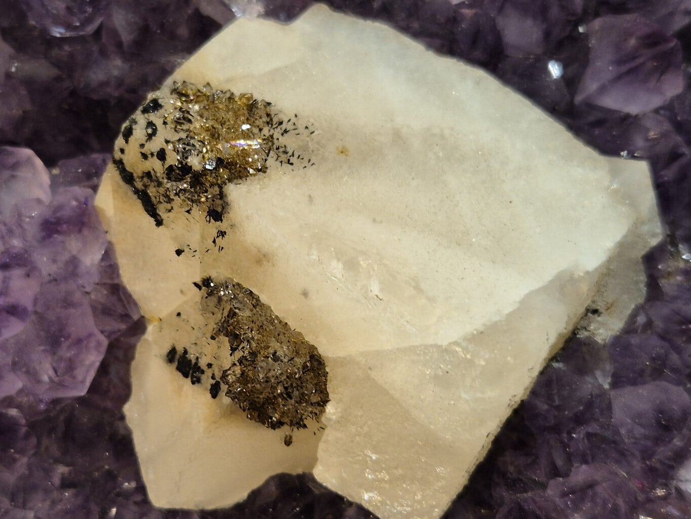 Calcite cubes maclés – Image 3