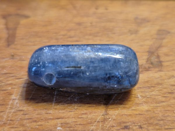 Cyanite roulée