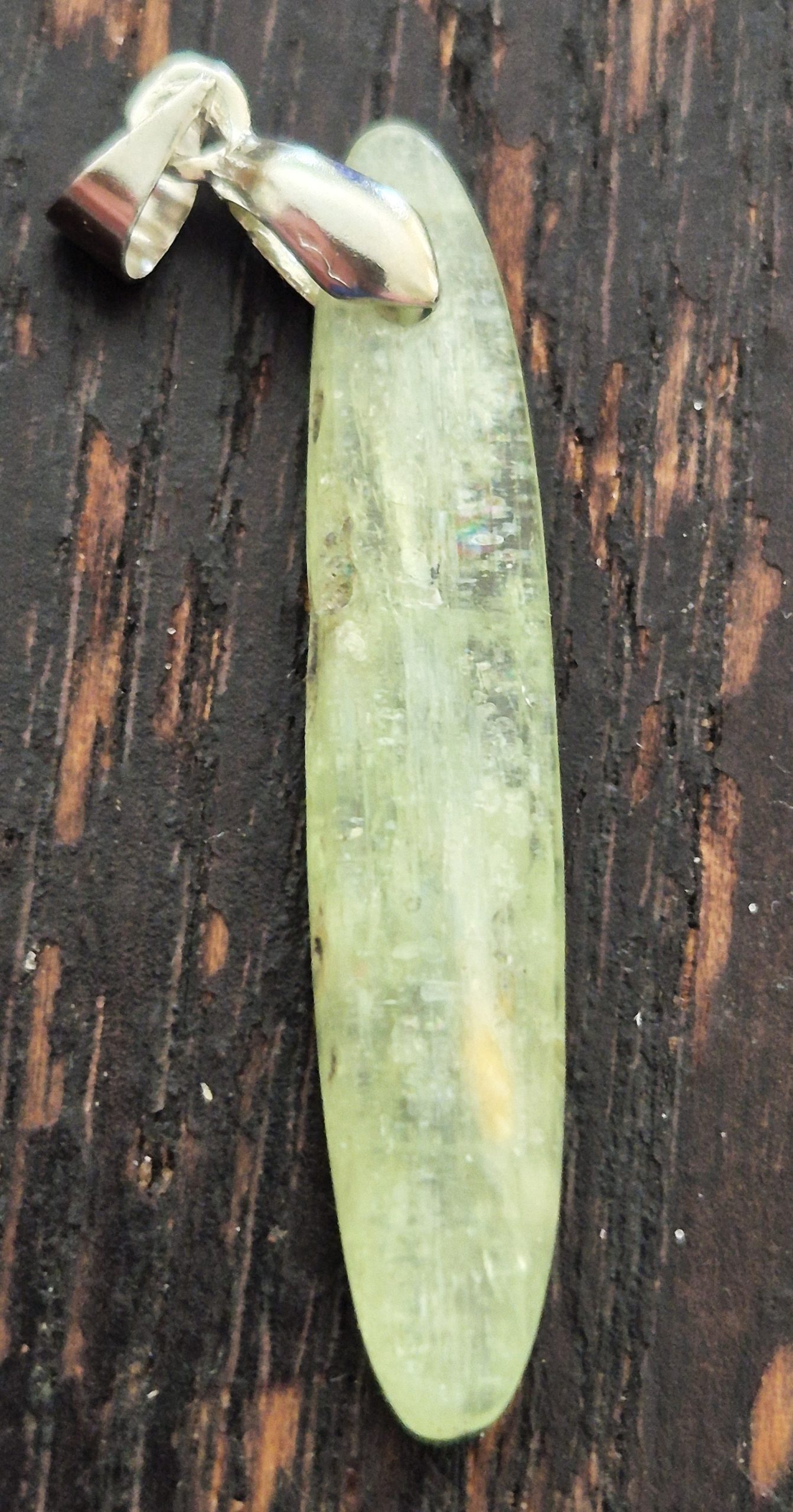 Cyanite verte polie