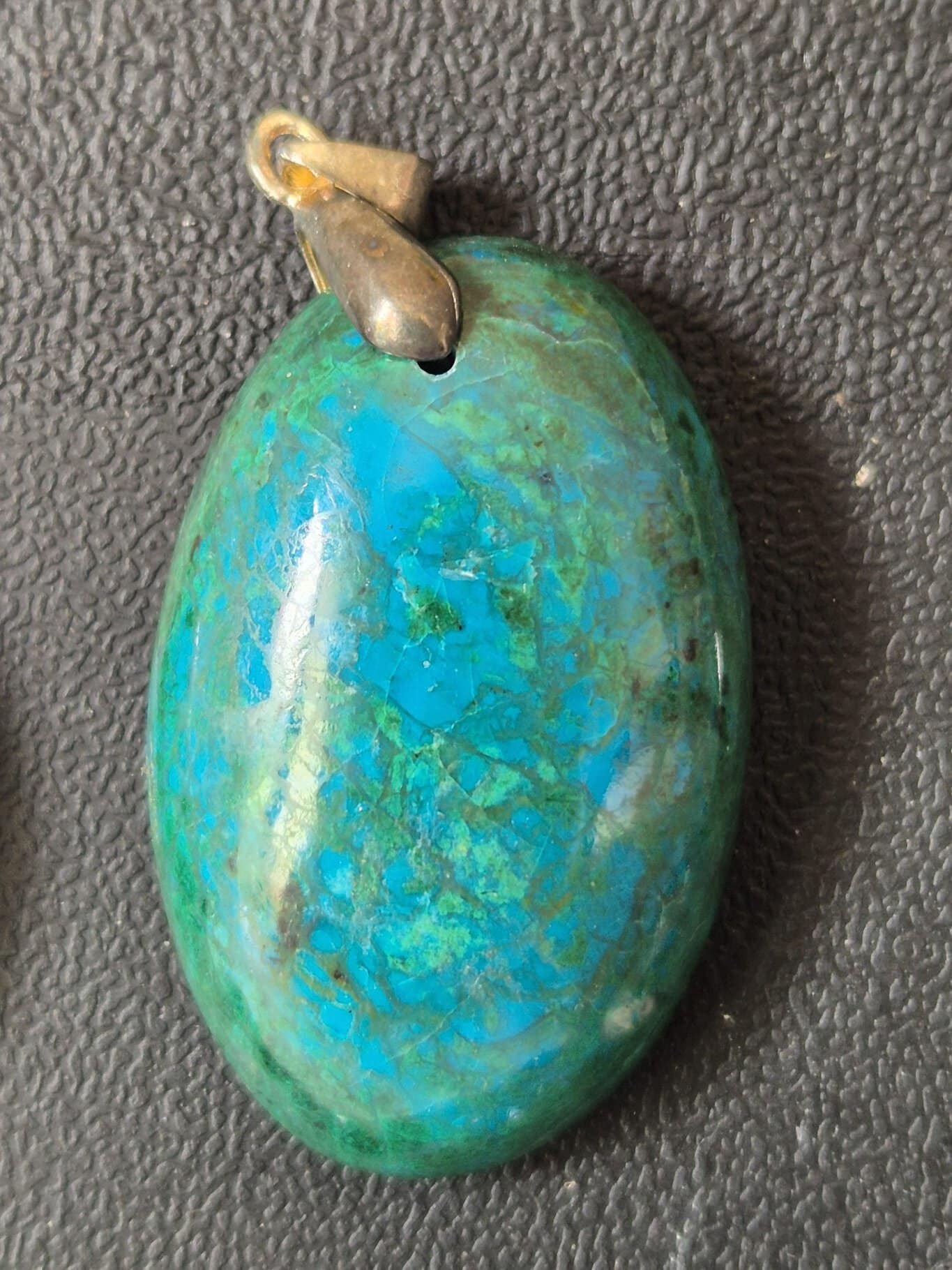 Chrysocolle ovale