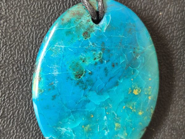 Chrysocolle oval percé