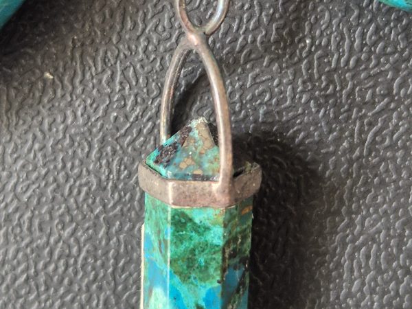 Chrysocolle biterminé