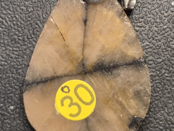  Andalousite