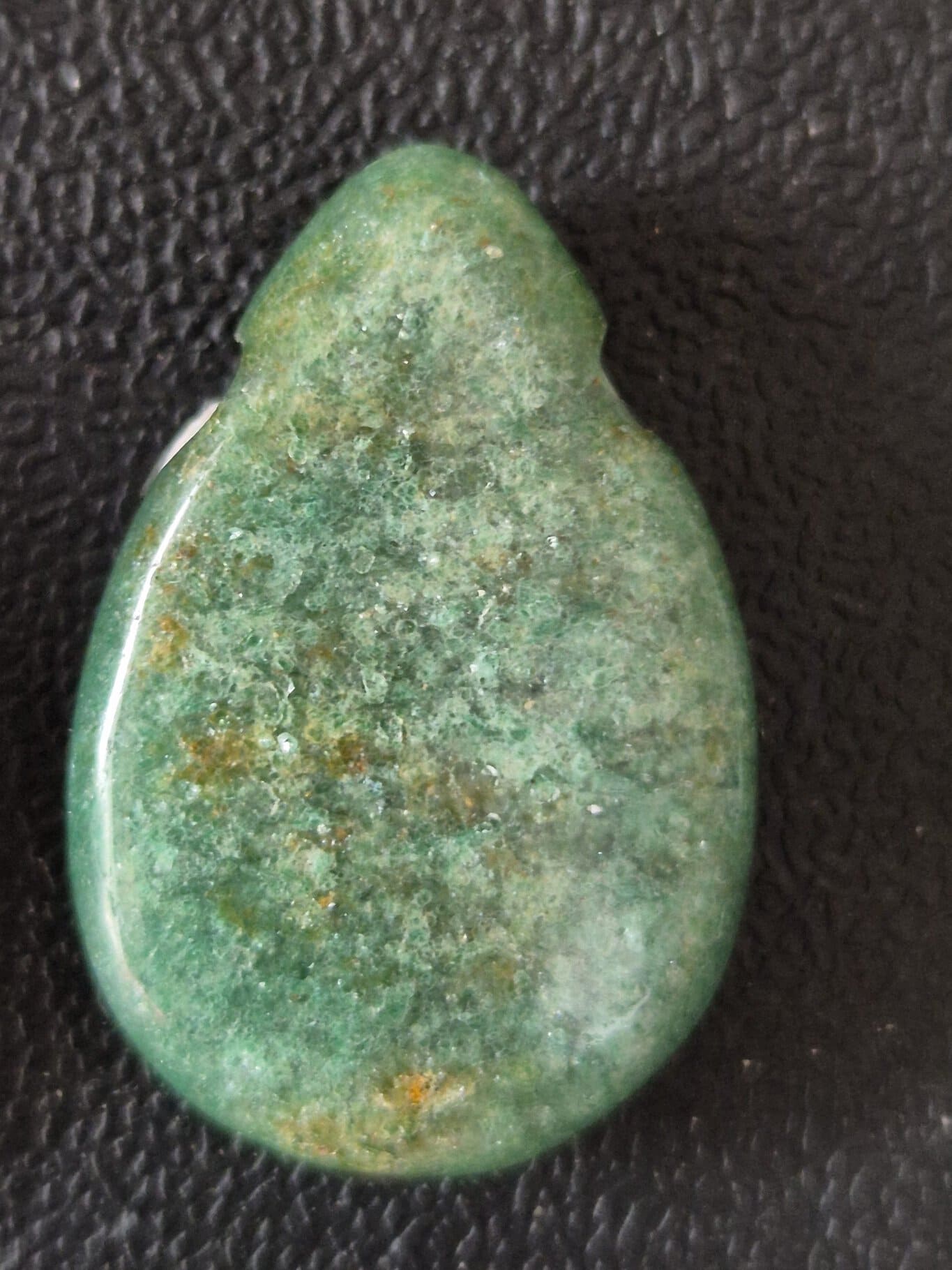 Fuchsite larme