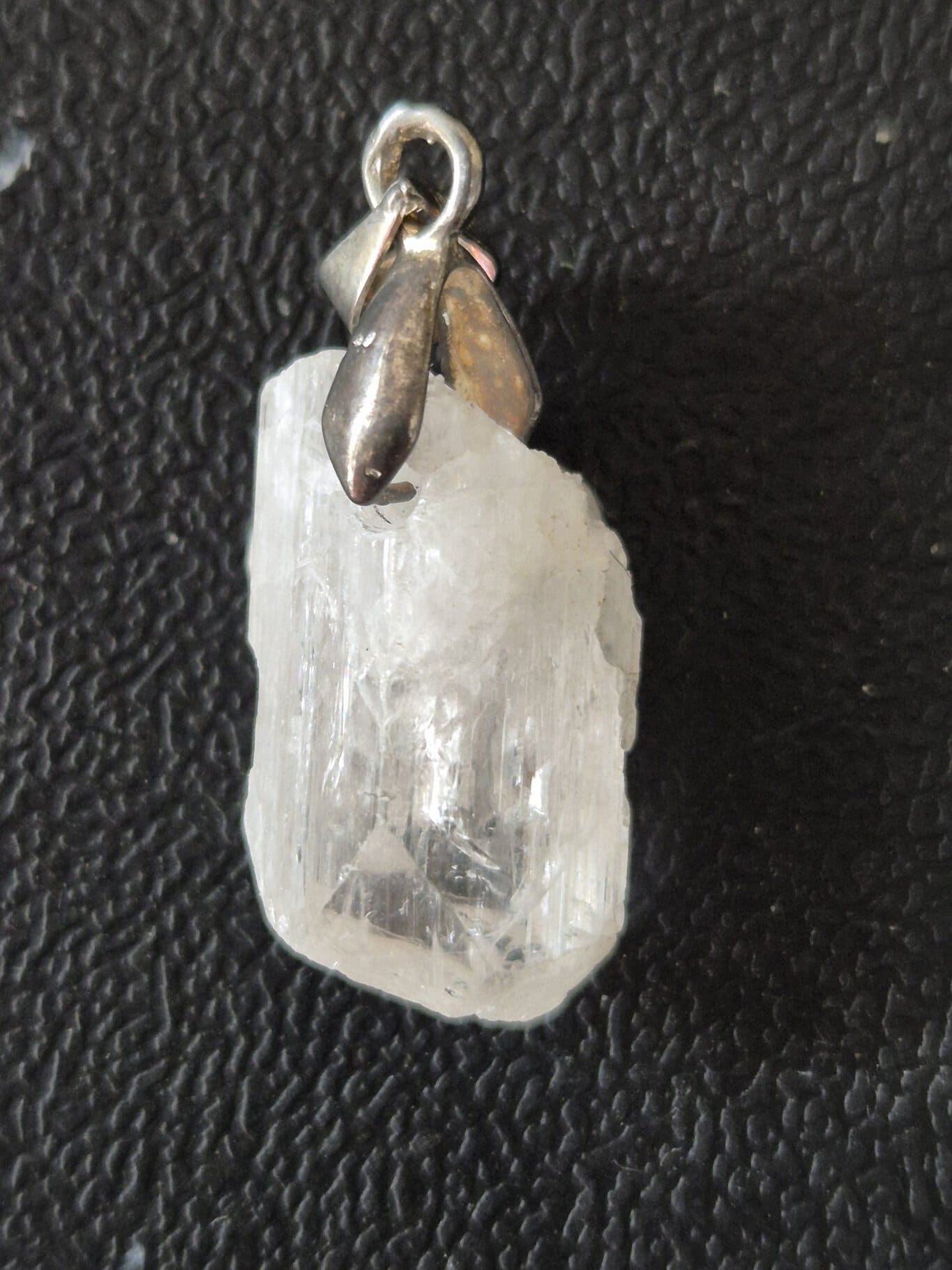 Danburite cristal