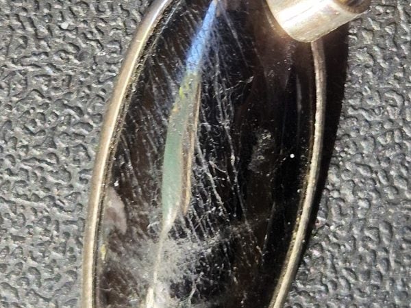 Hyperstène cabochon cerclé