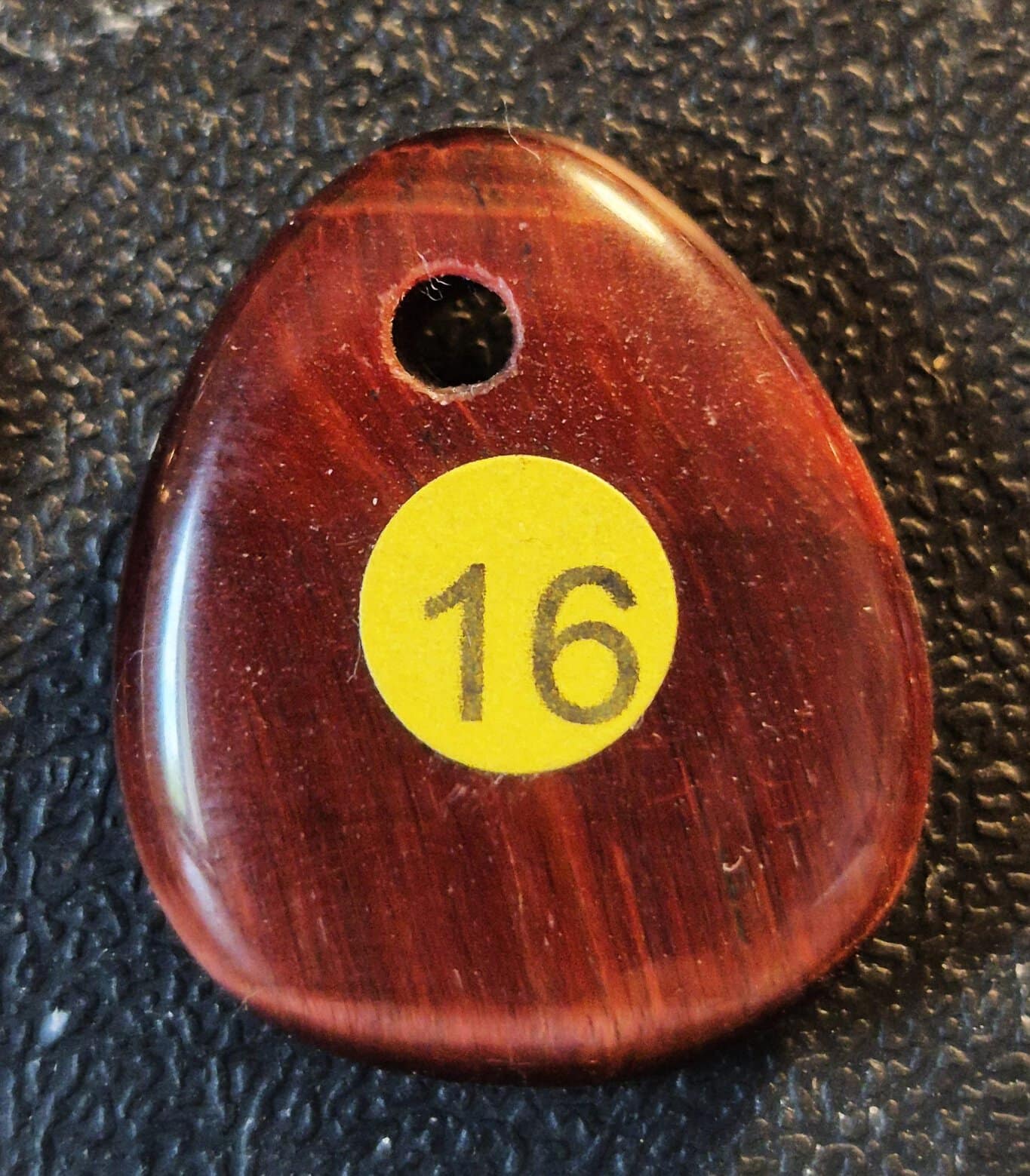 Œil de taureau frontal n1