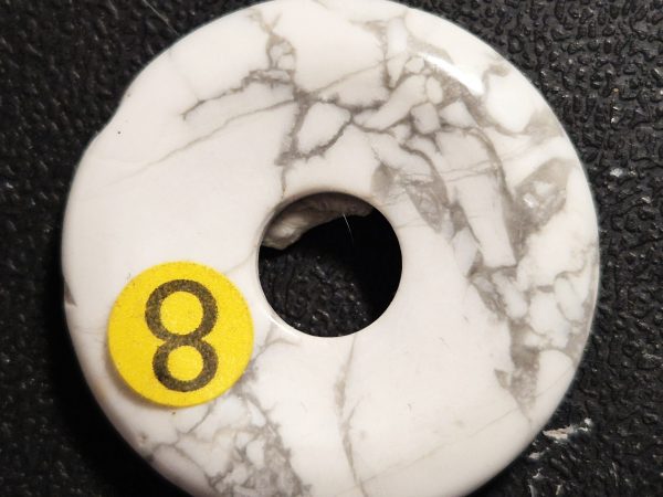 Howlite donuts