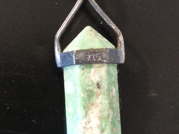 Variscite biterminée