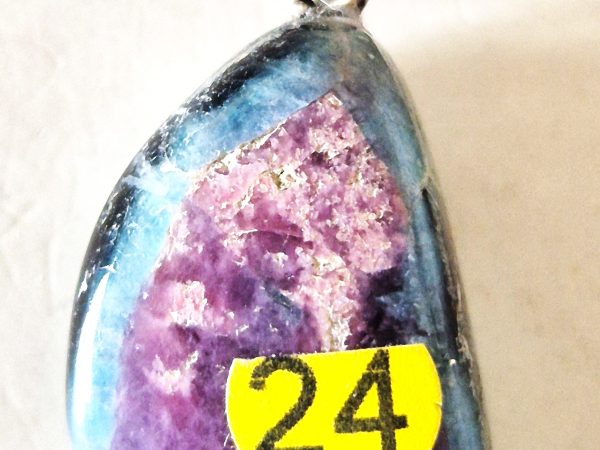 Tourmaline Paraíba rose et bleue