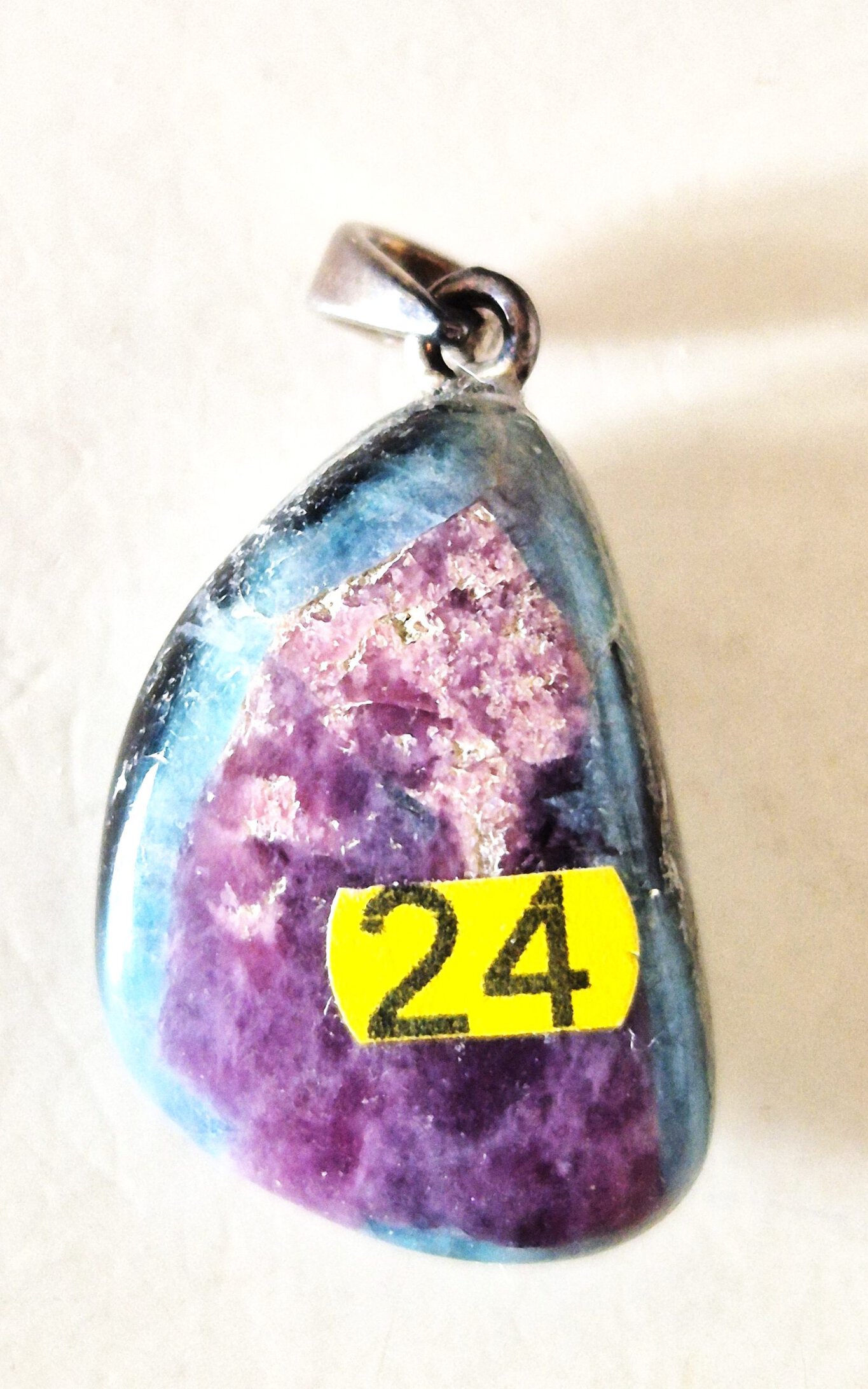 Tourmaline Paraíba rose et bleue