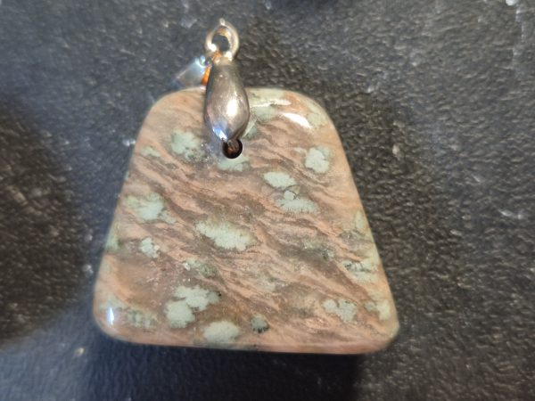 Nundurite