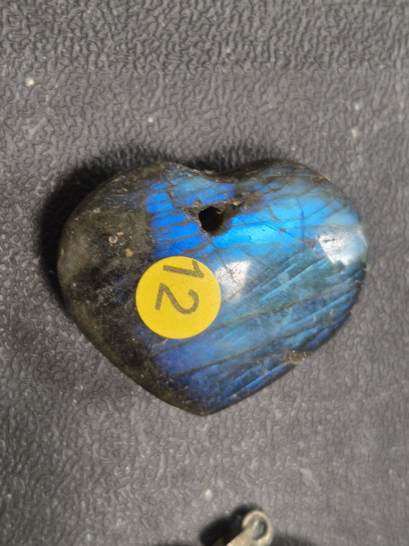 Labradorite coeur percé